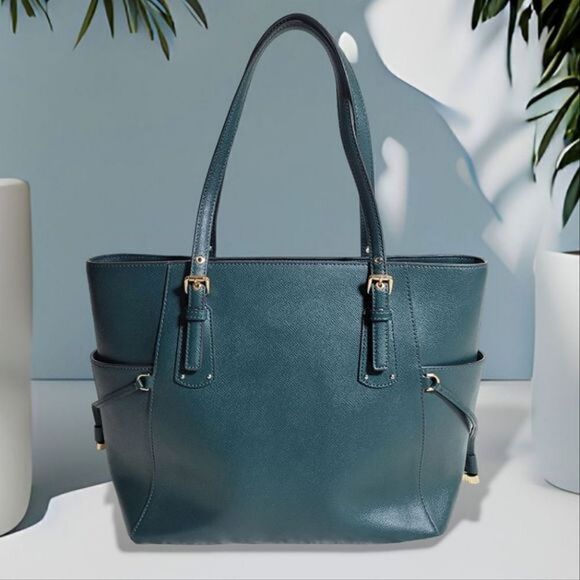 MICHAEL by Michael Kors Voyager Large Crossgrain Leather Tote Bag in Dark Green - Picture 2 of 14